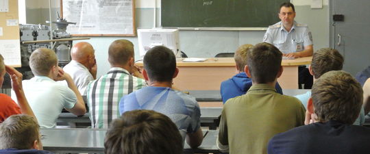 Прошли занятия  по теме: «Анализ и практика ДТП за 2015-2016 год»