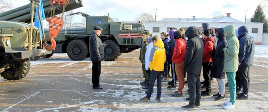 Центр ДОСААФ принял участие в проведении мероприятий, посвященных Дню призывника